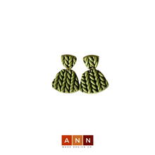Load image into Gallery viewer, Ann Sweater Dangles
